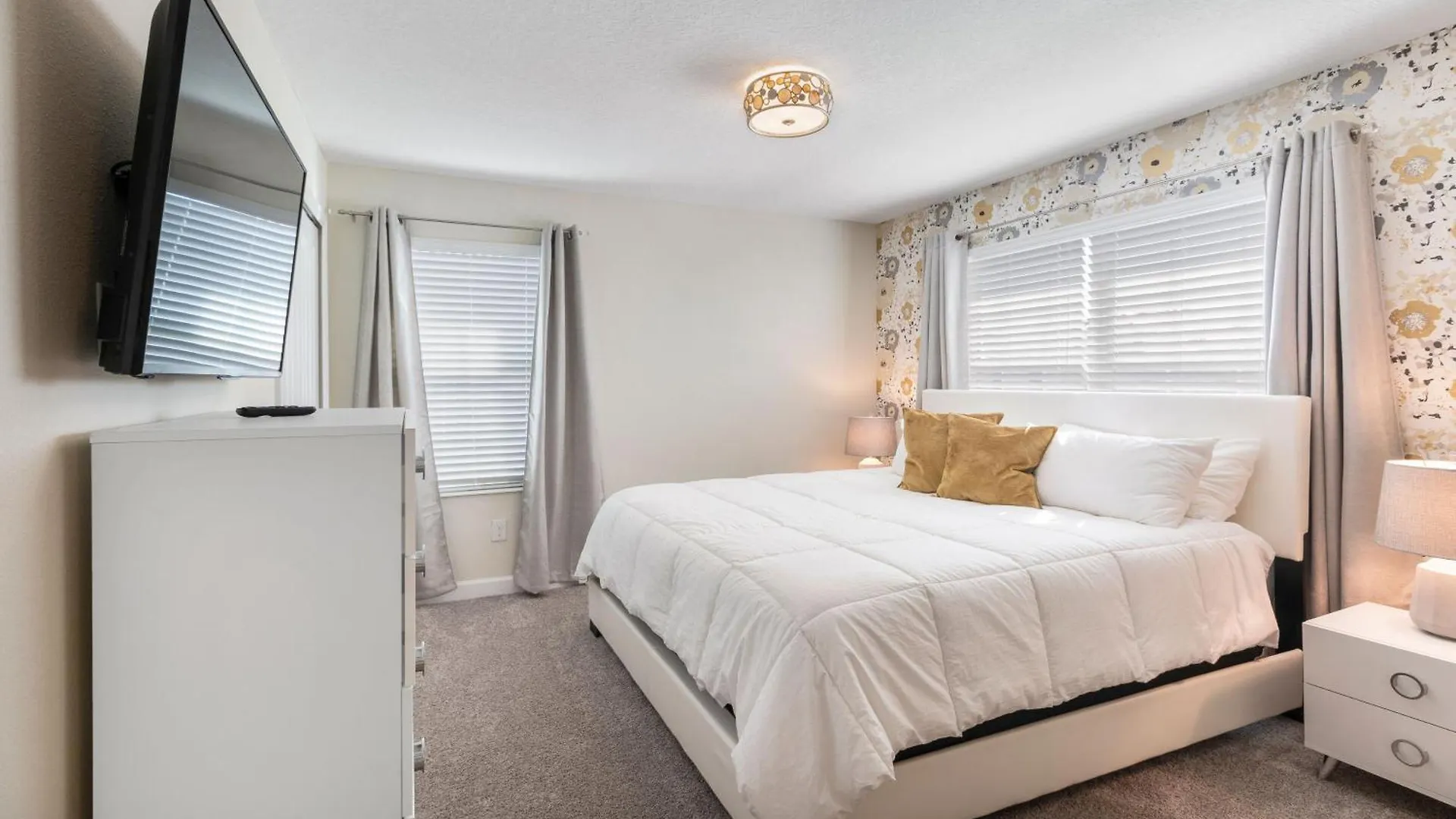 8931 Sd - Pet-Friendly 5Br Retreat: Private Pool Villa Davenport